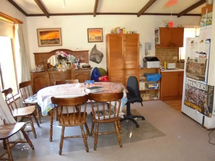 Fifth view of Homely house listing, 4 Donald Street, Robinvale VIC 3549