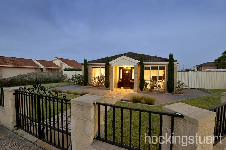 39 Eleanore Crescent, Hallam VIC 3803