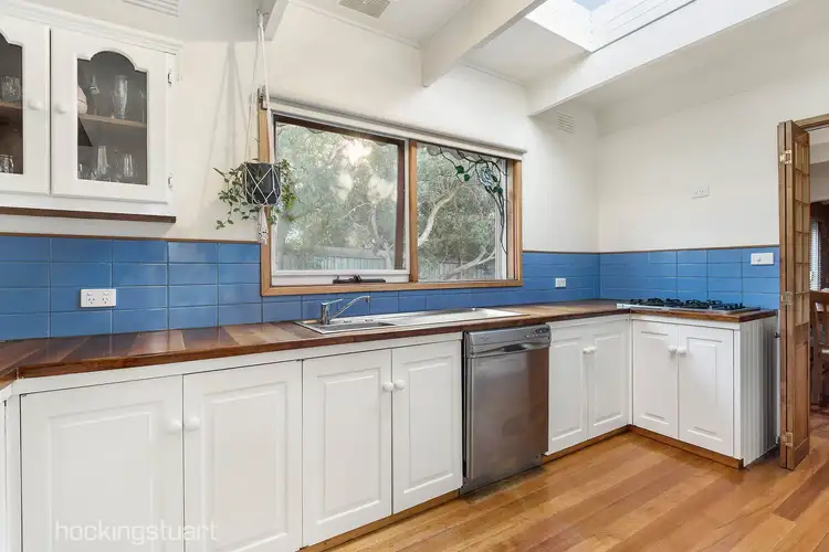 Fifth view of Homely house listing, 9 Lefevre Court, Frankston VIC 3199