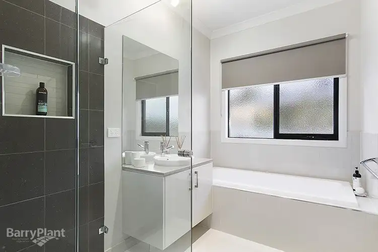 Seventh view of Homely house listing, 3 Eaglehawk Drive, Berwick VIC 3806