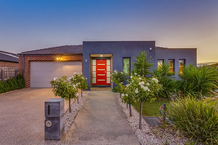 2 Woolwich Way, Taylors Hill VIC 3037