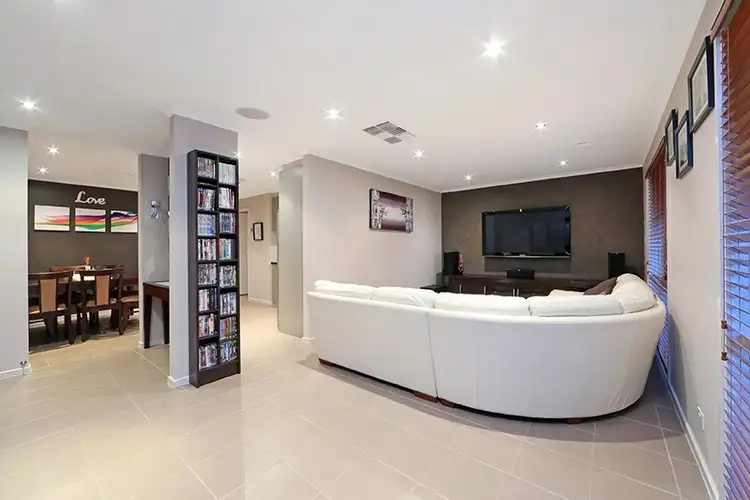 Second view of Homely house listing, 3 Cambridge Close, Lysterfield VIC 3156