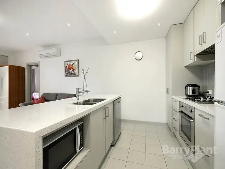 11/353 Springvale Road, Glen Waverley VIC 3150