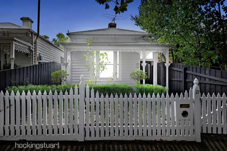 21 Malvern Grove, Caulfield North VIC 3161