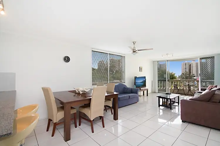 3/37 Garrick Street, Coolangatta QLD 4225