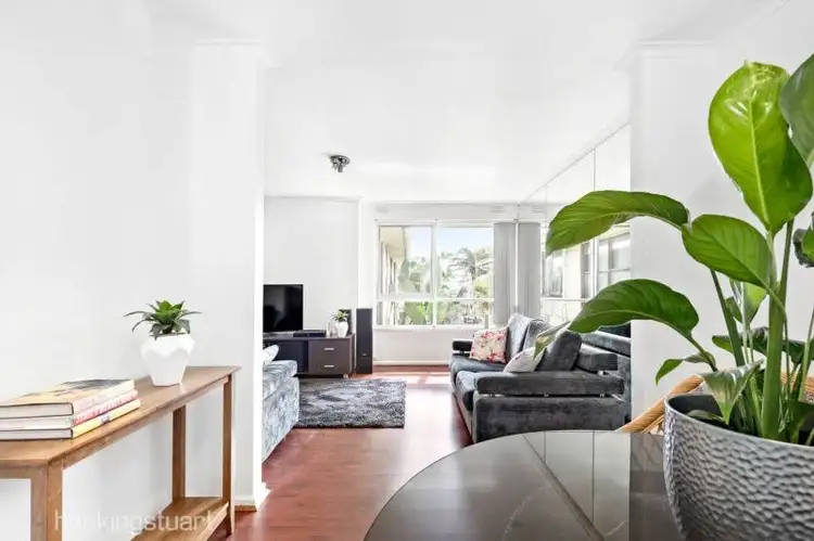 Second view of Homely apartment listing, 4/10 Brentwood Street, Bentleigh VIC 3204
