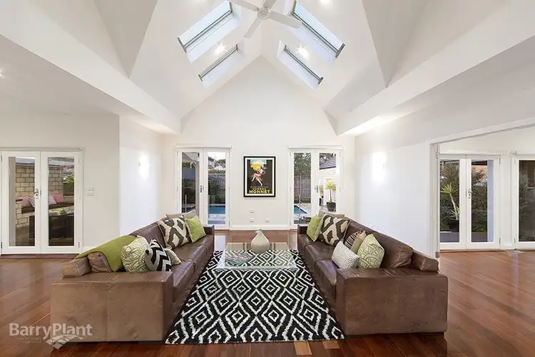 Third view of Homely house listing, 27 Sherwood Road, Mount Waverley VIC 3149