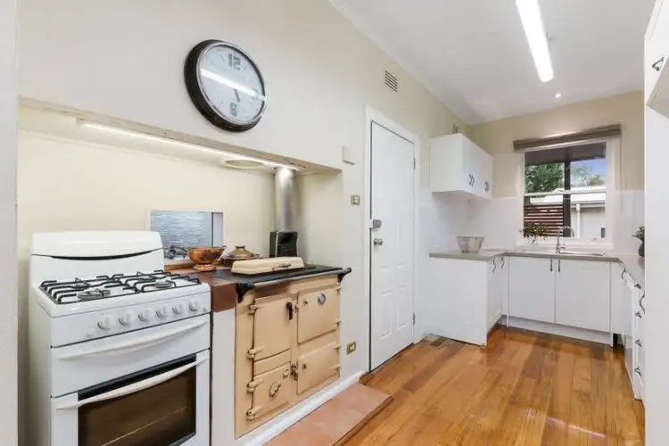 Third view of Homely house listing, 2/5 Cygnet Court, Eltham VIC 3095