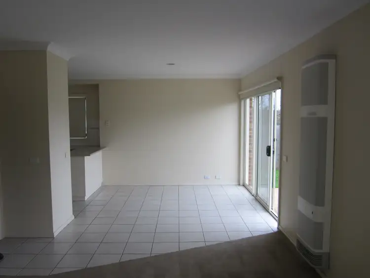 Fifth view of Homely unit listing, 2/7 Carruthers Court, East Geelong VIC 3219
