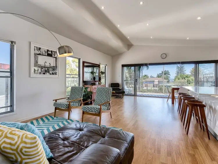 66 Clayton Street, Sandgate QLD 4017