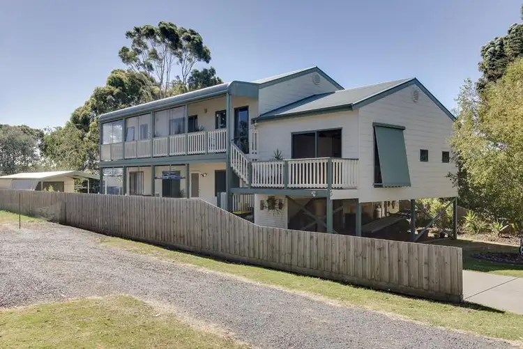 Second view of Homely house listing, 5 Rosewell Court, Wimbledon Heights VIC 3922