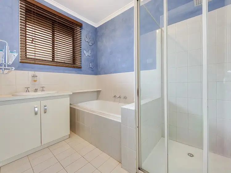 Fifth view of Homely villa listing, 5/145 Copernicus Way, Keilor Downs VIC 3038