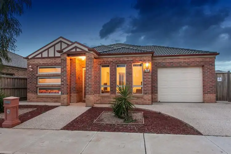 9 Leafy View Esplanade, Melton West VIC 3337