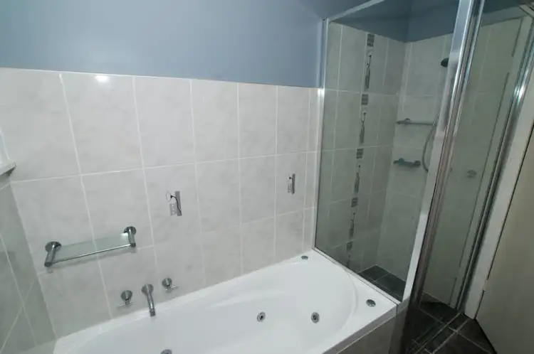 Fifth view of Homely house listing, 18 Hogan Street, Wangaratta VIC 3677