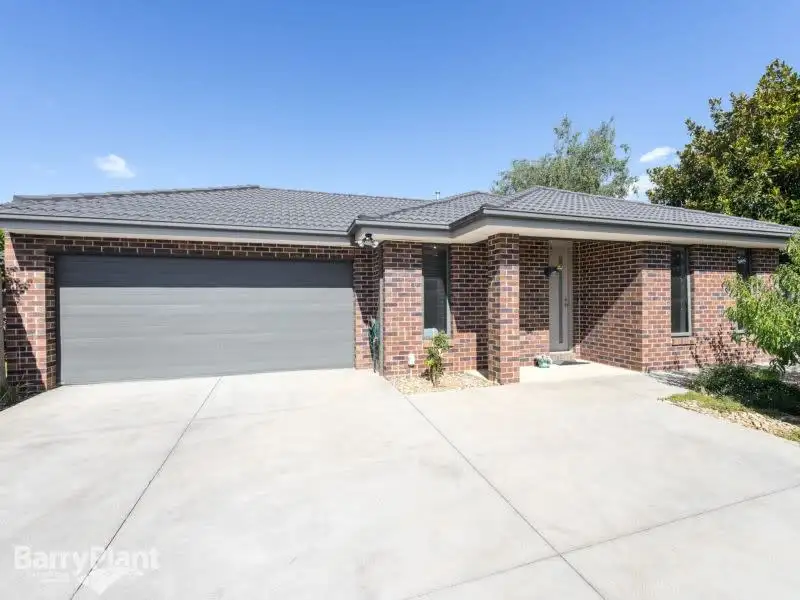 Main view of Homely house listing, 2/15 Aubrey Grove, Boronia VIC 3155