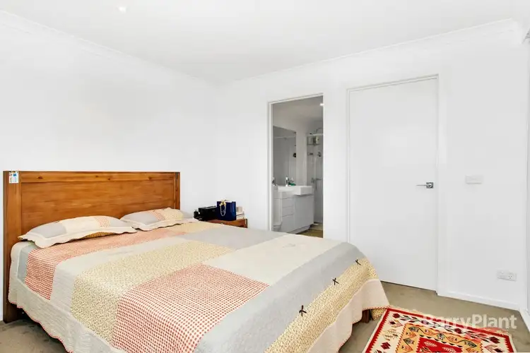 Fifth view of Homely townhouse listing, 3 Ulmara Parkway, Maidstone VIC 3012
