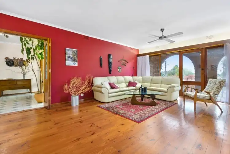 Second view of Homely house listing, 10 Danene Court, Vermont South VIC 3133