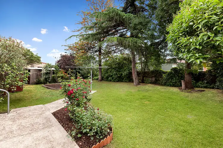 Fifth view of Homely house listing, 17 Fox Court, Jacana VIC 3047