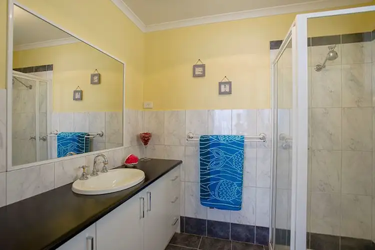 Seventh view of Homely house listing, 8 Cadogan Place, Altona Meadows VIC 3028