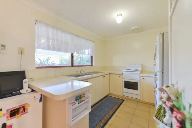 Sixth view of Homely house listing, 2/15 Herndon Close, Cannington WA 6107