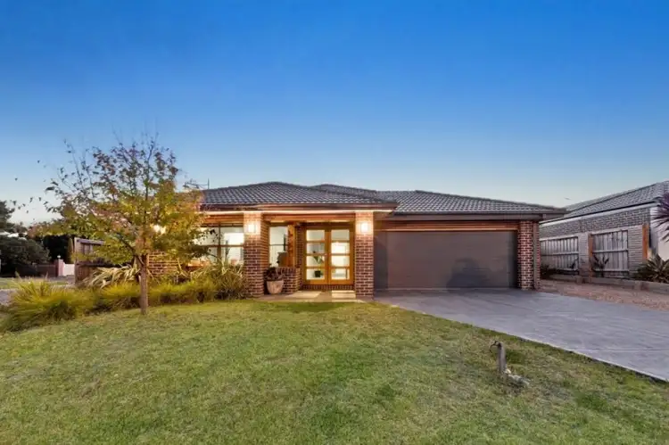 1 Graffs Avenue, Doreen VIC 3754