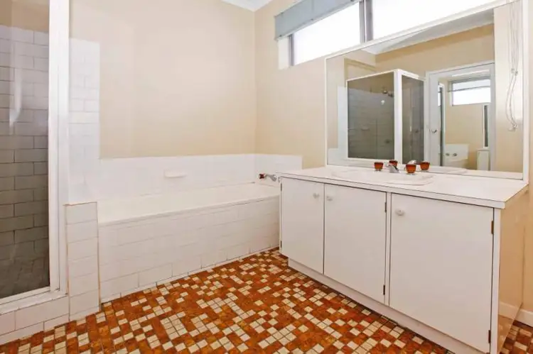 Sixth view of Homely unit listing, 4/230 Bell Street, Coburg VIC 3058