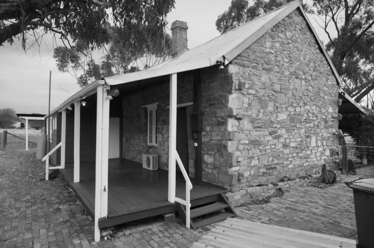 1 Chandos Road, York WA 6302