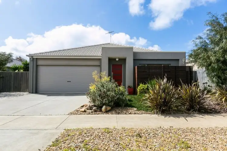 4 Rippleside Drive, Torquay VIC 3228
