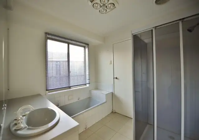 Sixth view of Homely house listing, 8 Egret Court, Werribee VIC 3030