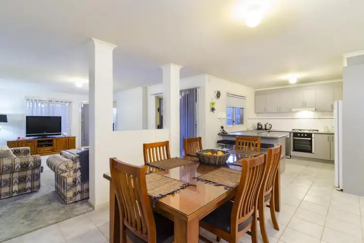 Seventh view of Homely house listing, 2 Sandleford Way, Hoppers Crossing VIC 3029