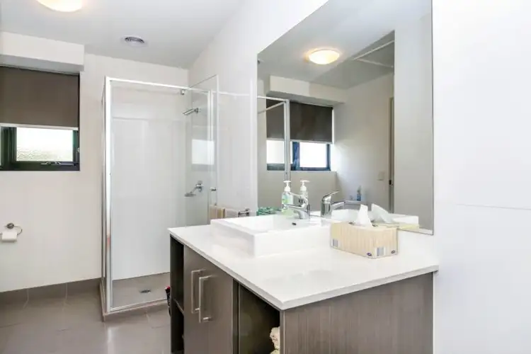 Fifth view of Homely house listing, 4/90 Epping Road, Epping VIC 3076