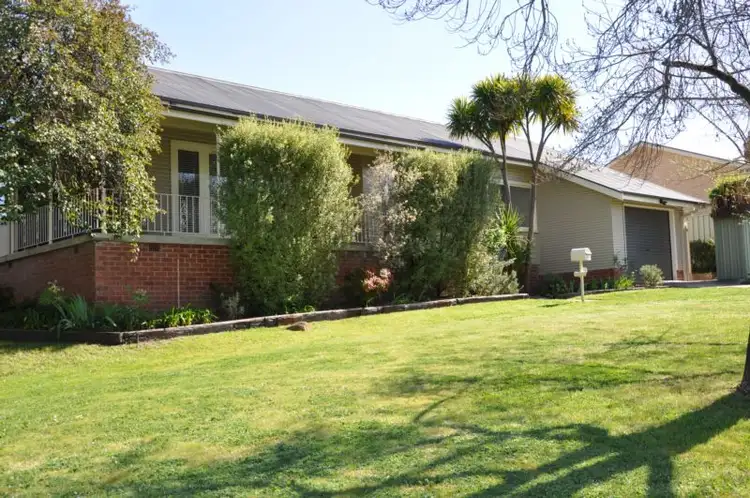 285 Peel Street, West Bathurst NSW 2795