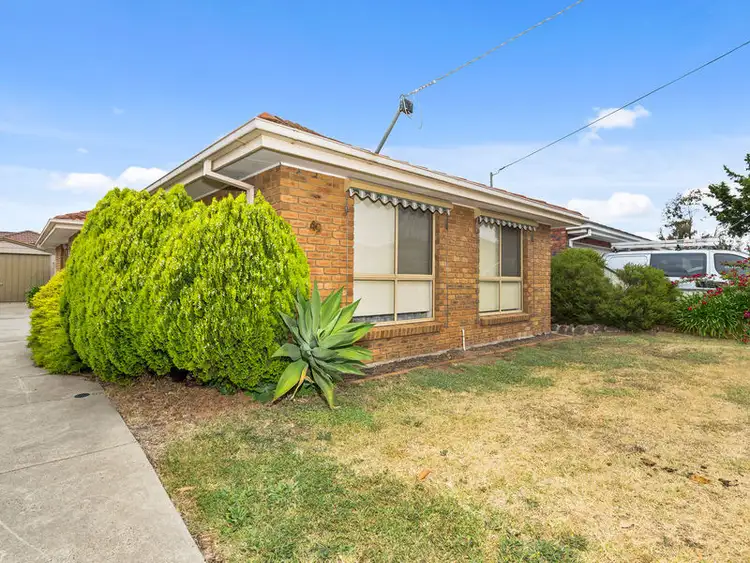 49 Sommers Drive, Altona Meadows VIC 3028