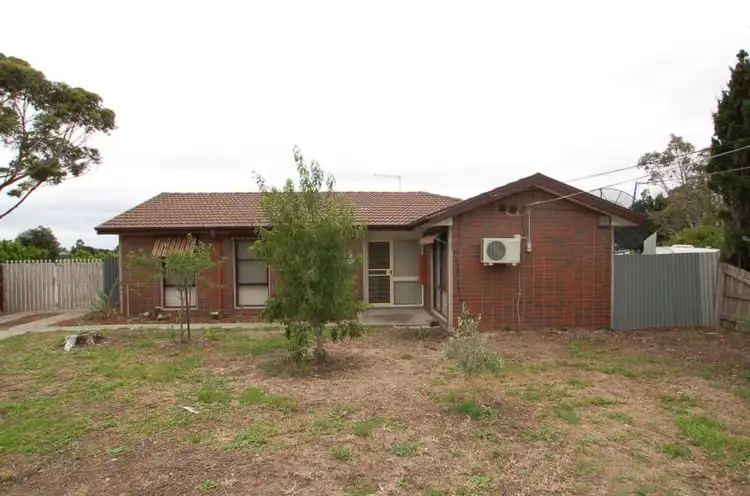 9 Hallston Court, Meadow Heights VIC 3048