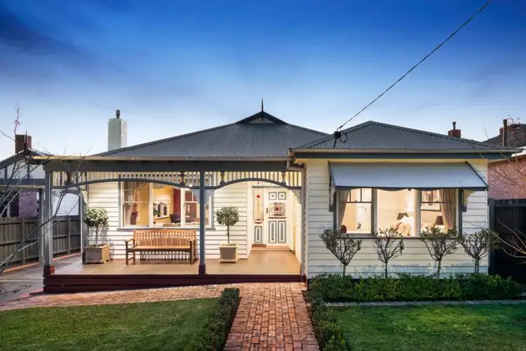 24 Malabar Road, Blackburn VIC 3130