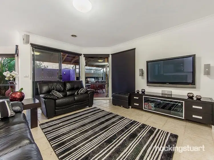 Fifth view of Homely house listing, 2 Colburn Court, Hillside VIC 3037