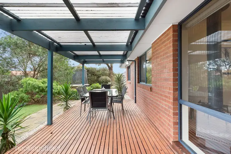 Sixth view of Homely house listing, 2 Tasman Court, Carrum Downs VIC 3201