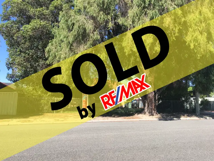 8 Elshaw Street, Queens Park WA 6107