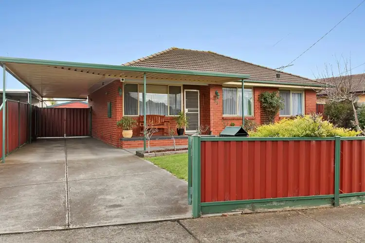 33 Chirnside Crescent, Laverton VIC 3028