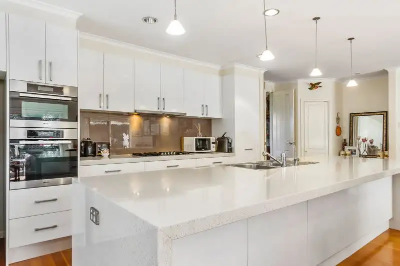 Main view of Homely house listing, 8 Richardson Rise, Wantirna South VIC 3152