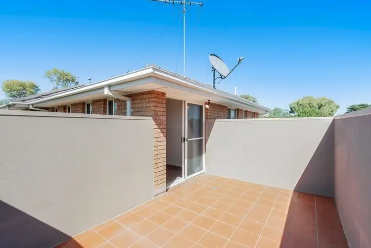 Sixth view of Homely house listing, 2/9 Oak Street, Whittlesea VIC 3757