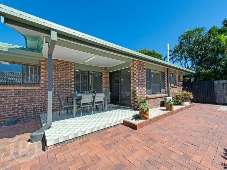 Second view of Homely house listing, 14 Rhuddlan Street, Carindale QLD 4152