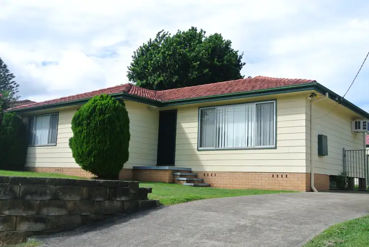 2 Silverwattle Drive, Medowie NSW 2318