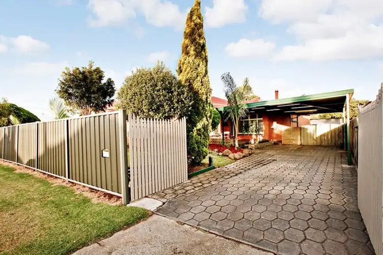 Second view of Homely house listing, 1 Bolger Crescent, Hoppers Crossing VIC 3029