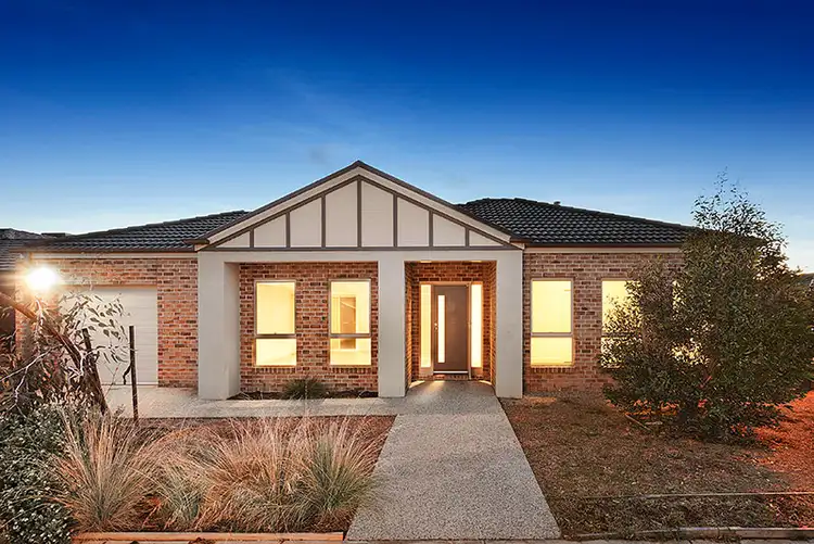 27 Barleygrass Crescent, Brookfield VIC 3338