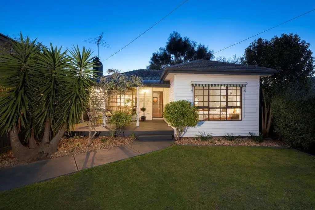Main view of Homely townhouse listing, 1/15 Tullius Avenue, Oakleigh East VIC 3166