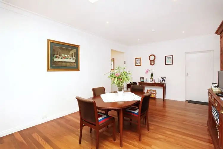 Fourth view of Homely house listing, 2 Miriam Court, Airport West VIC 3042