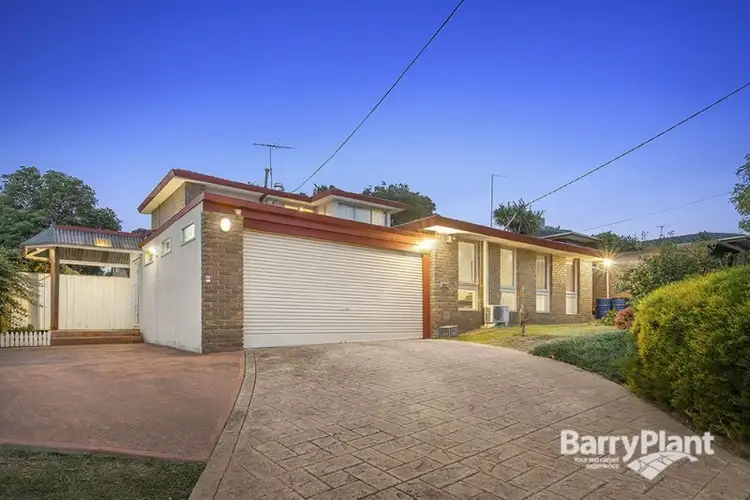 33 Warralong Avenue, Greensborough VIC 3088