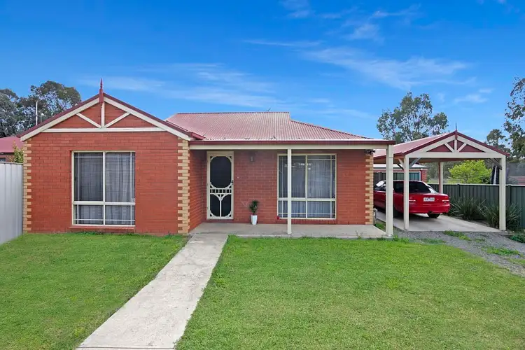 15 Bank Street, Kangaroo Flat VIC 3555