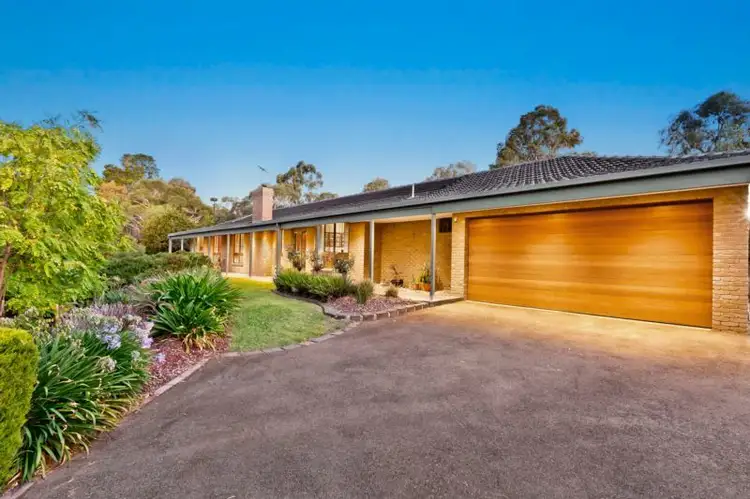 5 Lindon Strike Court, Research VIC 3095
